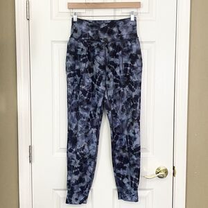Athleta Womens Size Small Salutation Print Jogger Pants High Rise Tie Dye Navy